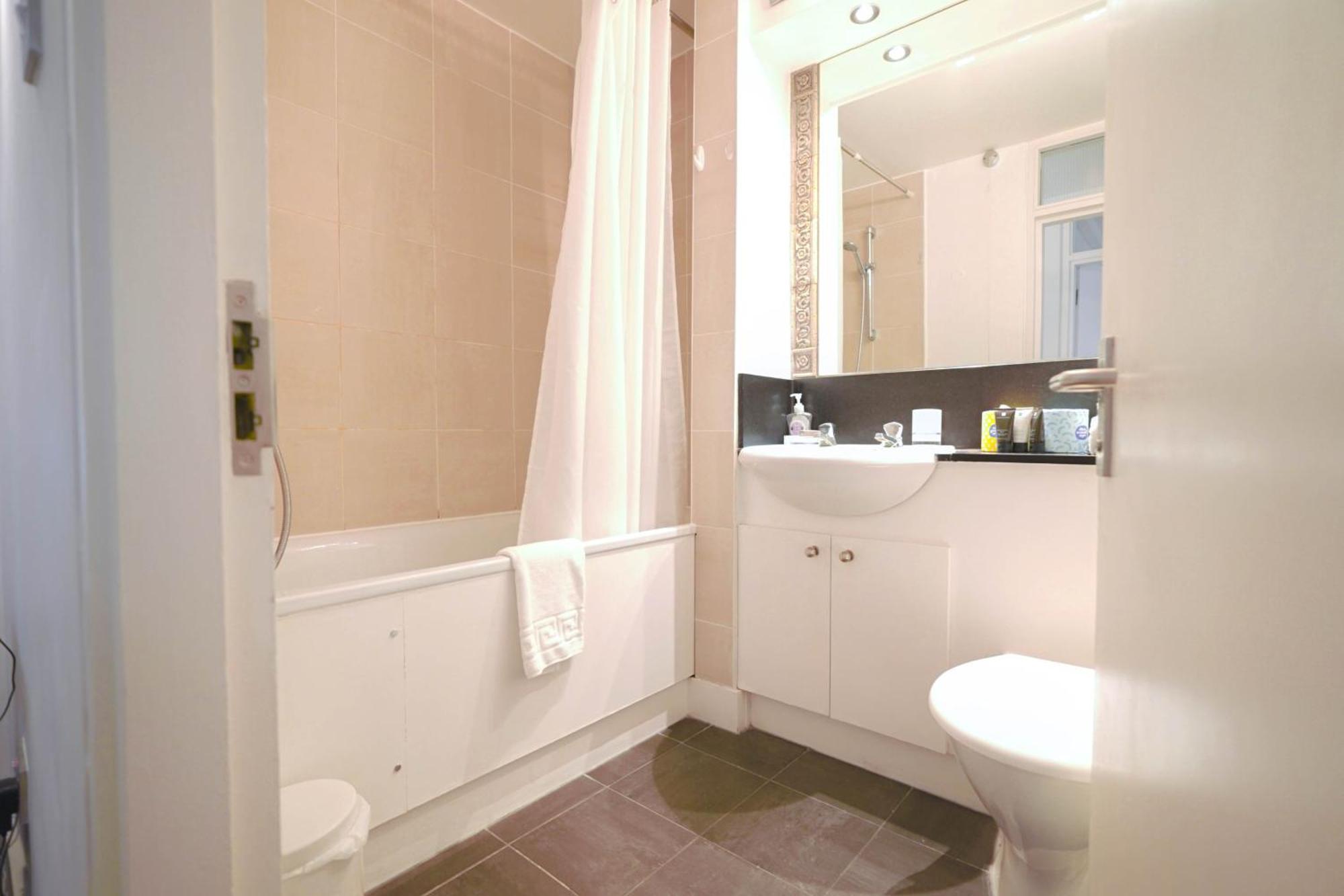 Camden Serviced Apartments By Globe Apartments Londra Esterno foto