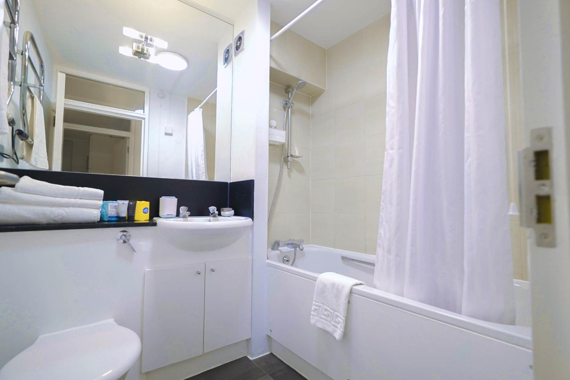 Camden Serviced Apartments By Globe Apartments Londra Esterno foto