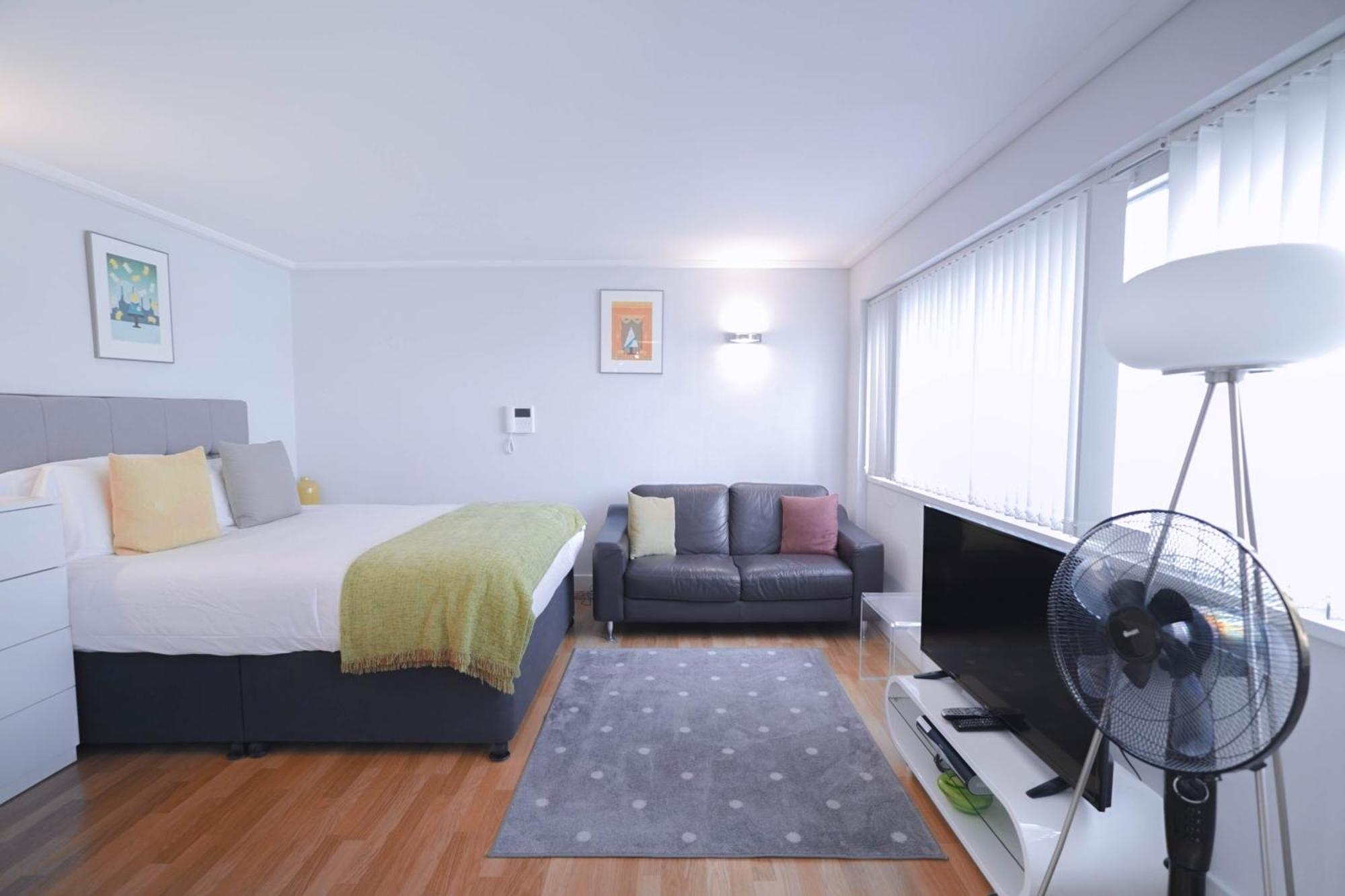 Camden Serviced Apartments By Globe Apartments Londra Esterno foto