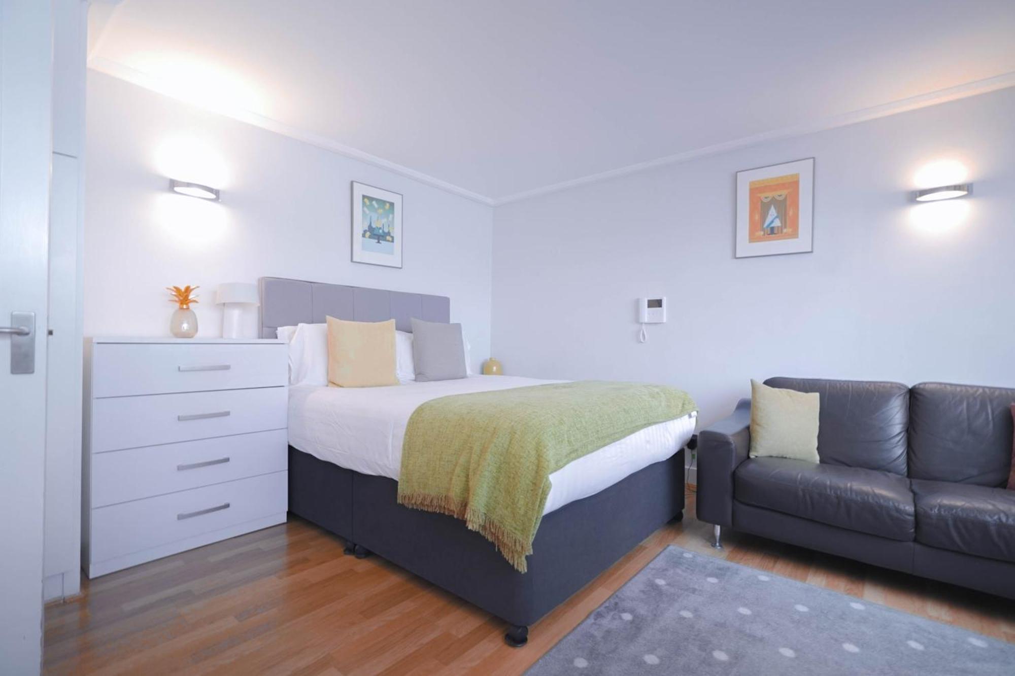 Camden Serviced Apartments By Globe Apartments Londra Esterno foto